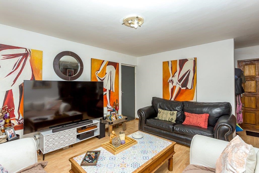 2 Bedroom Property for Sale in Table View Western Cape